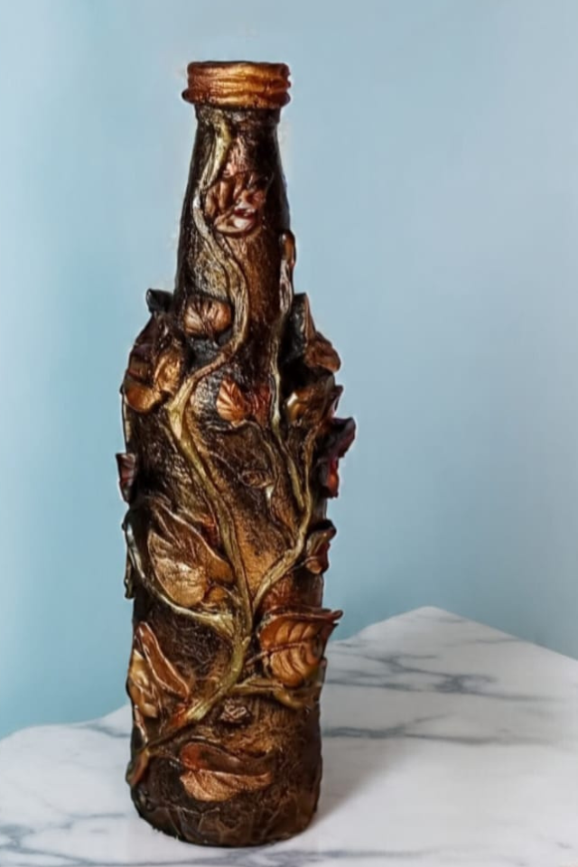 Chic Clay Bottle Art: Hand-Painted Leafy Patterns in Metallic Hues | 28cm Tall